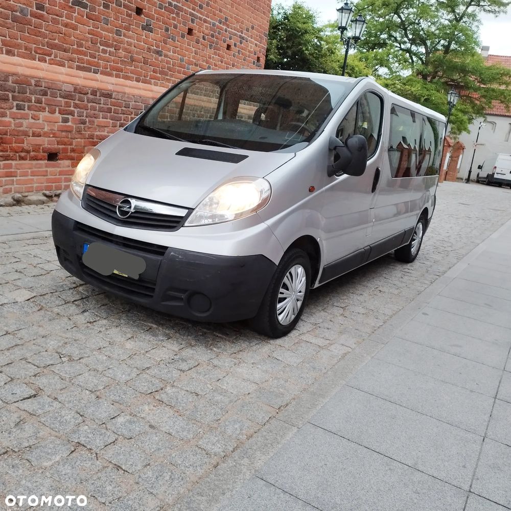 Opel Vivaro - 12