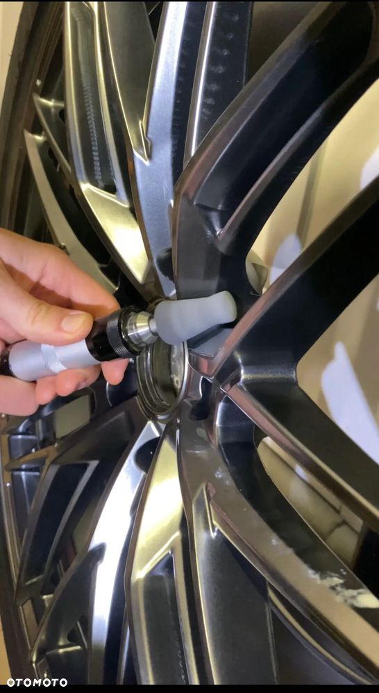 Volkswagen Caravelle 2.0 TDI L2 Comfortline DSG - 14