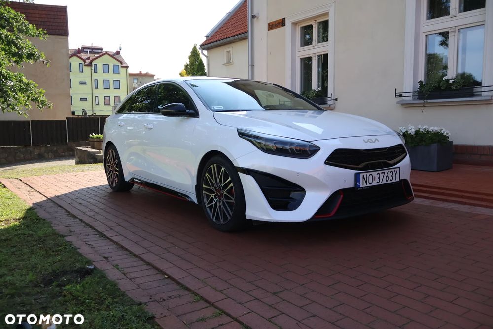 Kia ProCeed - 2
