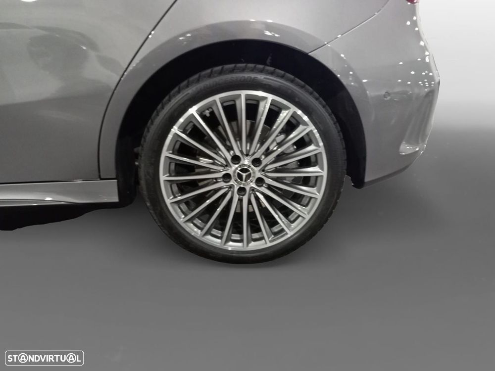 Mercedes-Benz A 250 e - 15