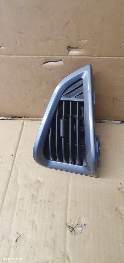 Kratka nawiewu powietrza prawa Ford Transit Custom MK8 BK21-V018B08-AAW BK21-V018B08-CAW - 2