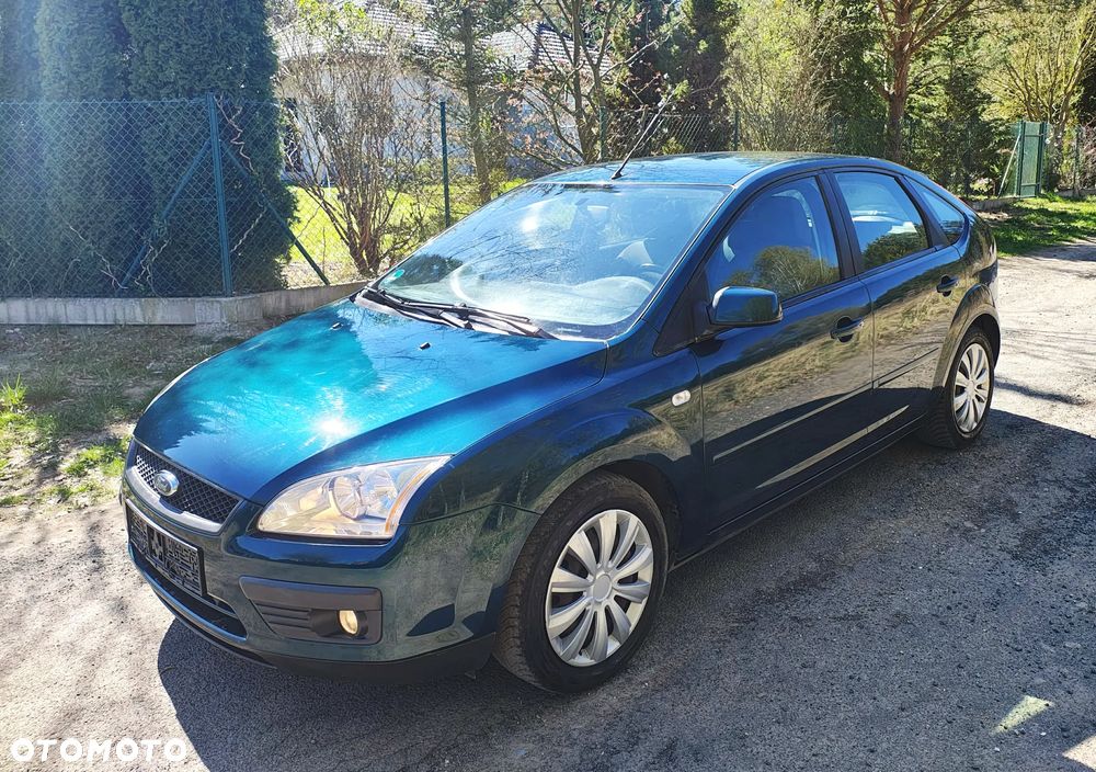 Ford Focus 1.6 16V Ghia - 4