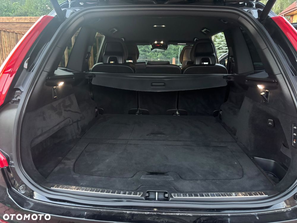 Volvo XC 90 B5 D AWD R-Design - 12