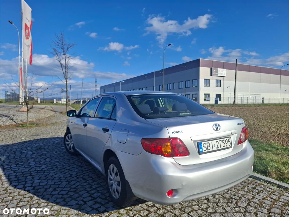 Toyota Corolla 1.4 VVT-i Terra - 26