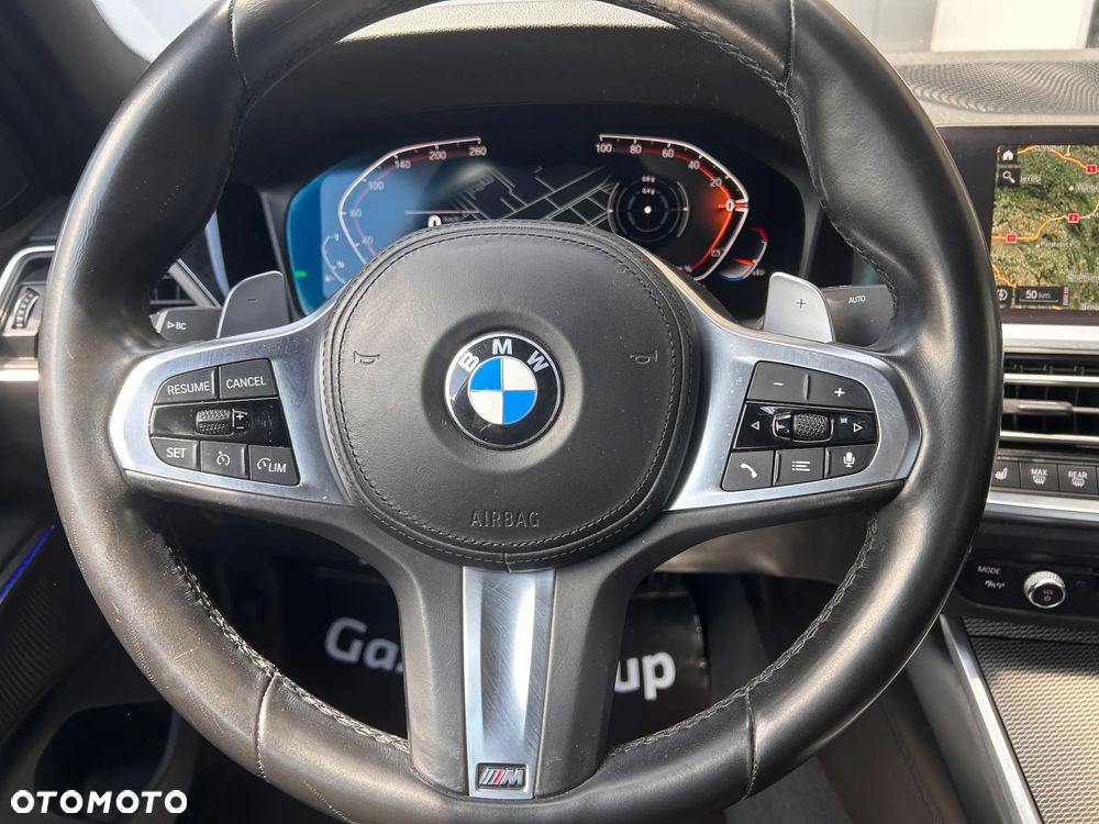 BMW Seria 3 330i xDrive M Sport sport - 22