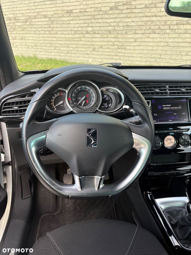 Citroën DS3 PureTech 110 Start & Stop SoChic - 8