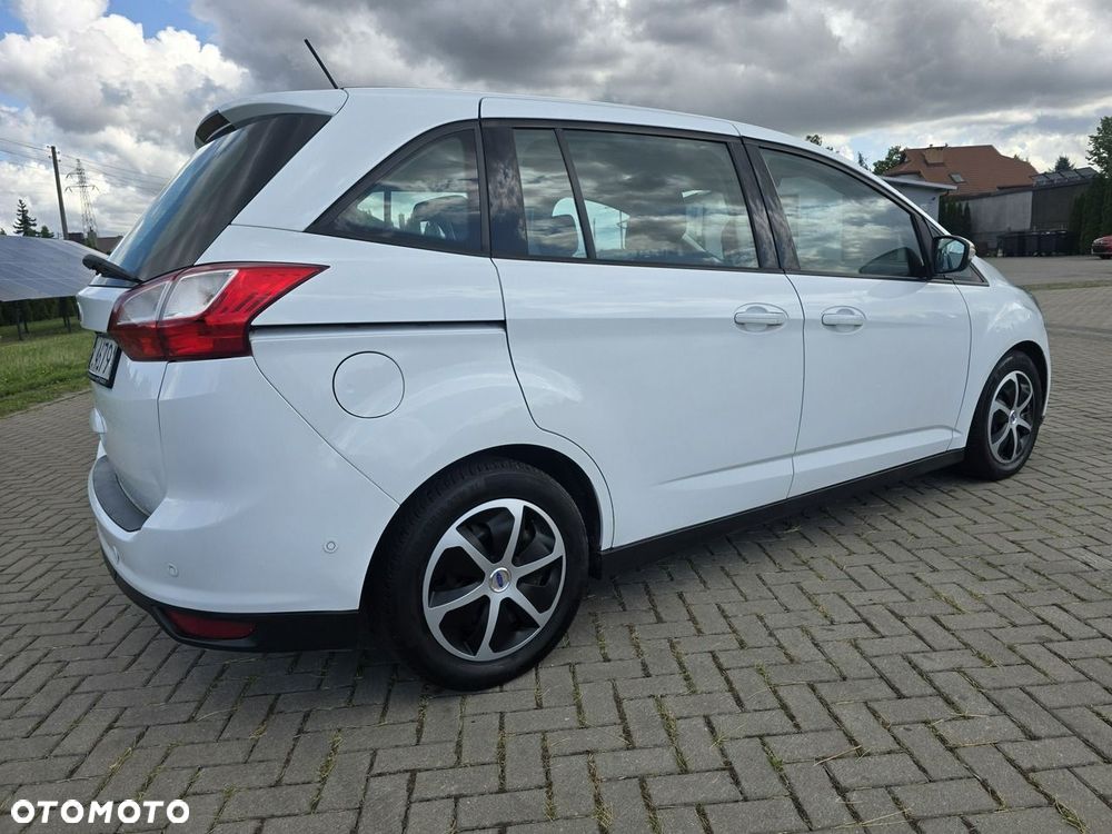 Ford Grand C-MAX - 8