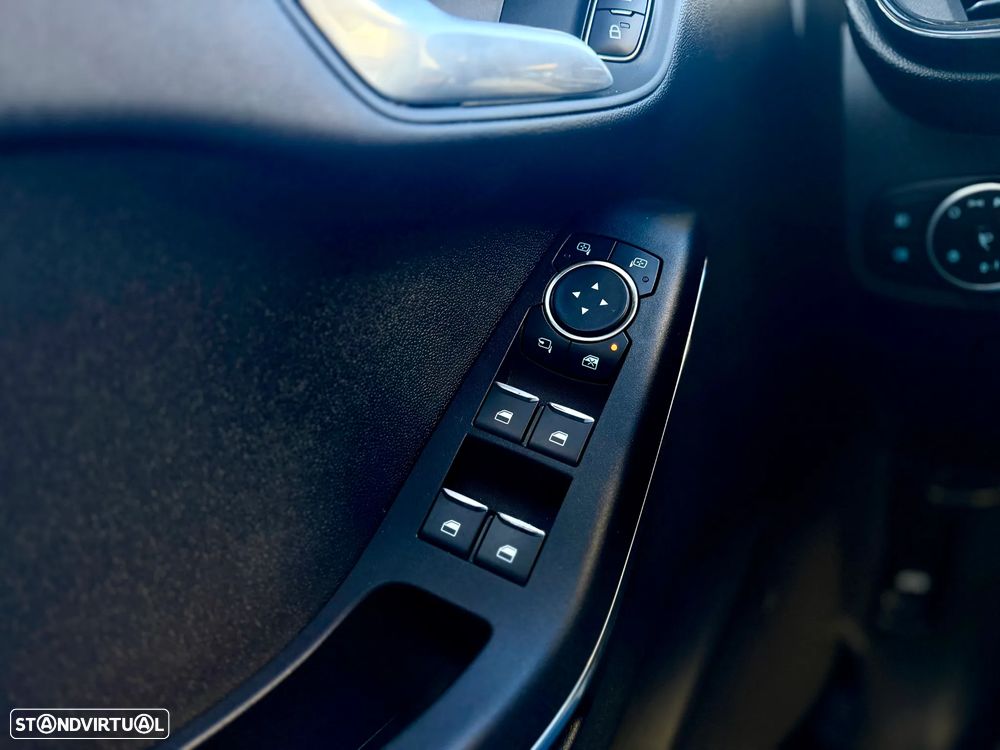 Ford Fiesta 1.0 EcoBoost ST-Line - 17
