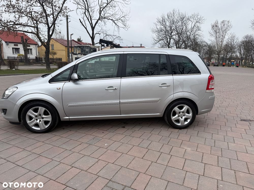 Opel Zafira 1.8 Family - 32