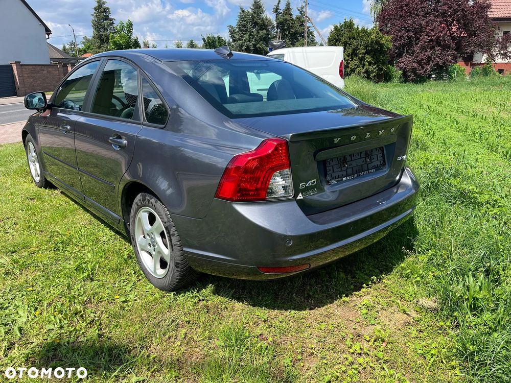 Volvo S40 1.6D Momentum - 3