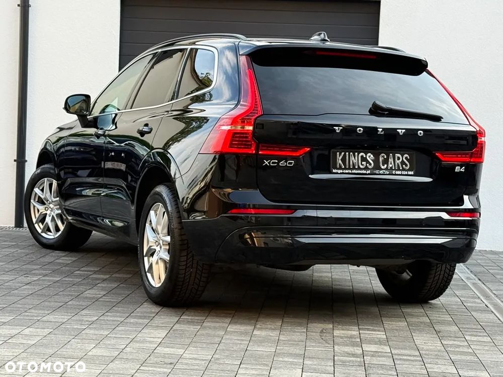 Volvo XC 60 B4 D Geartronic Momentum Pro - 25