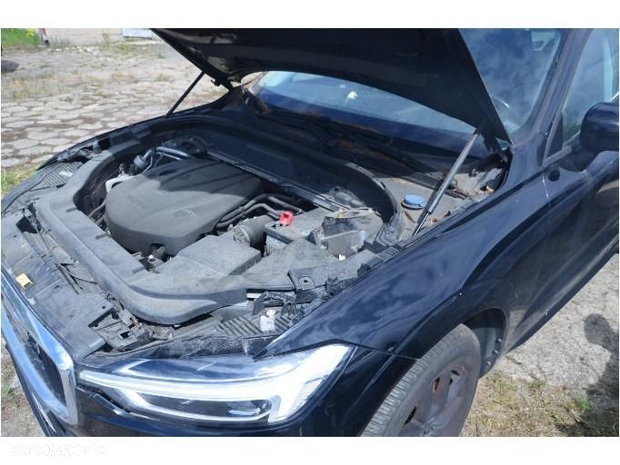 Volvo XC 60 D4 AWD Momentum - 26
