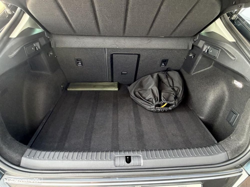 Cupra Formentor 1.4 e-Hybrid Sport DSG - 29