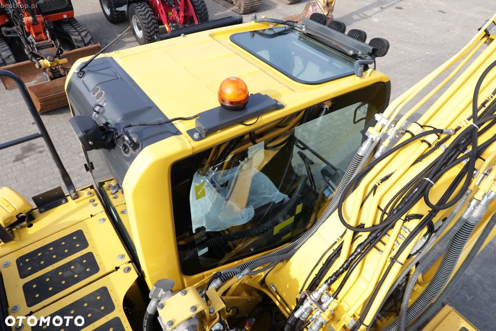Komatsu PC210LC-11 - 26