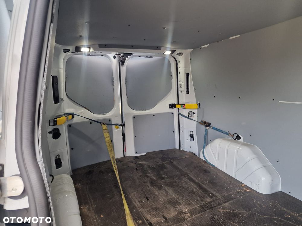 Ford Transit Custom - 18