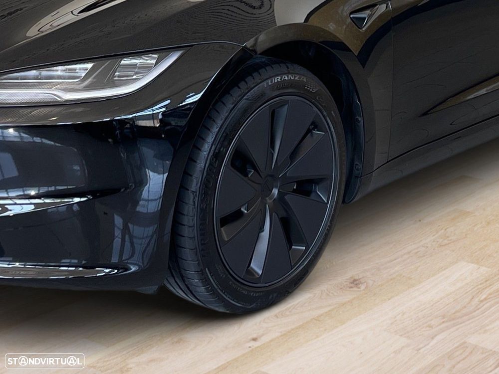 Tesla Model 3 - 13