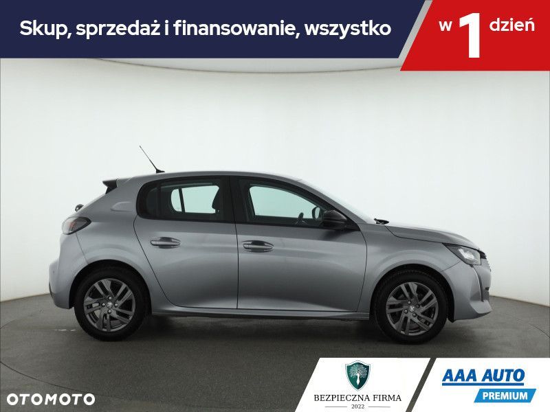 Peugeot 208 - 7