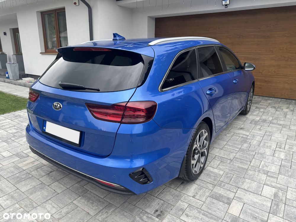 Kia Ceed 1.5 T-GDI MHEV L Business Line DCT - 17
