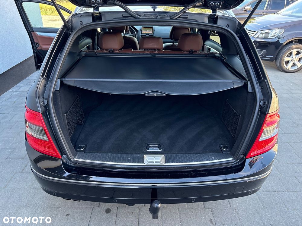 Mercedes-Benz Klasa C 180 CDI DPF (BlueEFFICIENCY) Elegance - 5