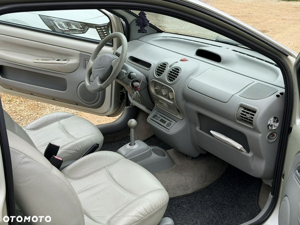 Renault Twingo - 16