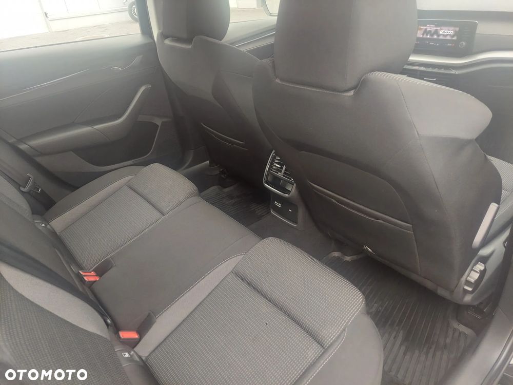 Skoda Octavia 2.0 TDI Ambition DSG - 28