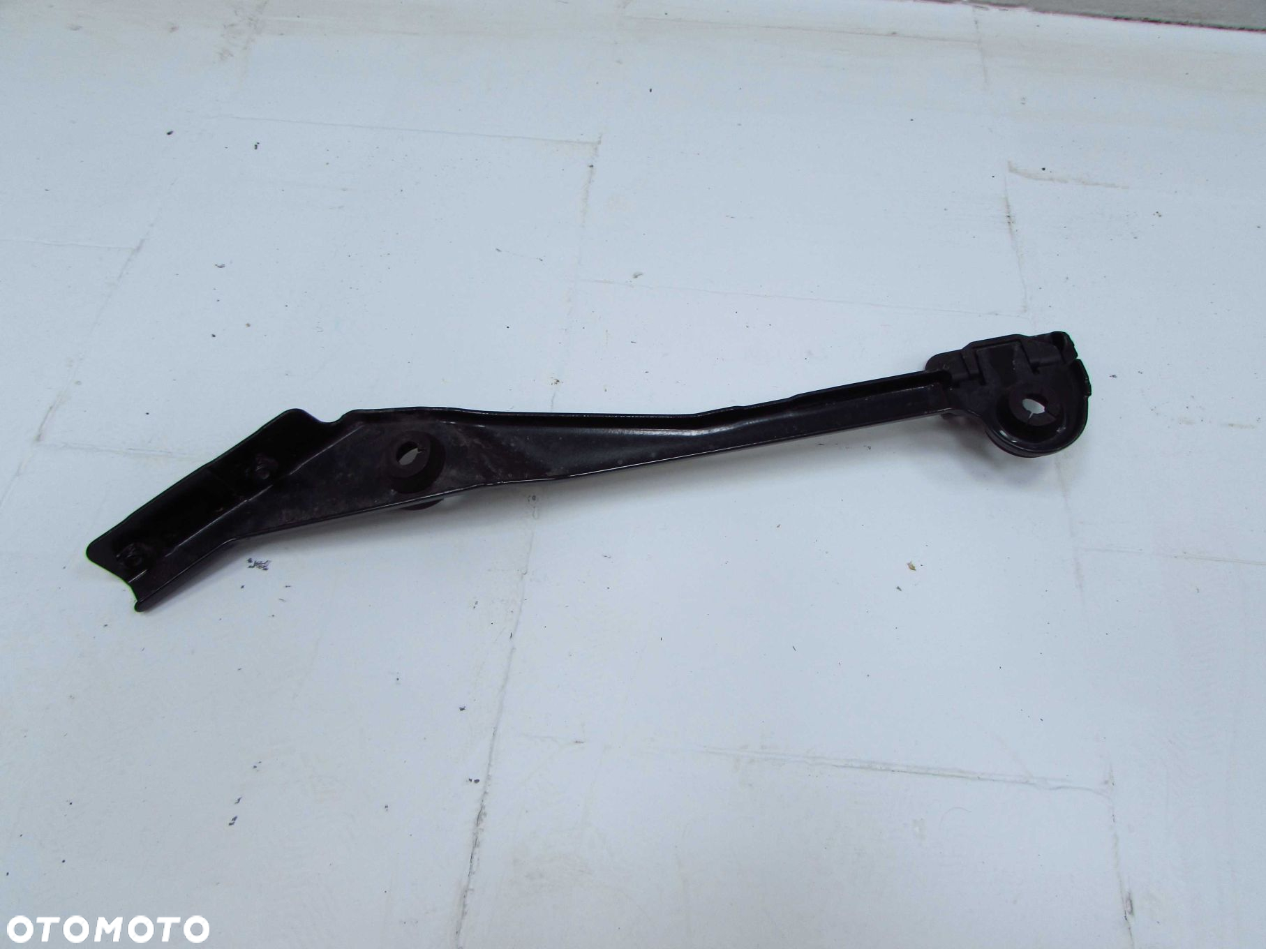 VOLVO C70 06-13 WSPORNIK BLACHA MOCOWANIE PASA PRZOD - 3