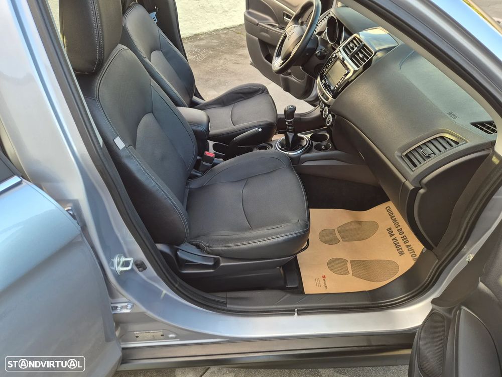 Mitsubishi ASX 1.6 DI-D Intense Black Edition - 41