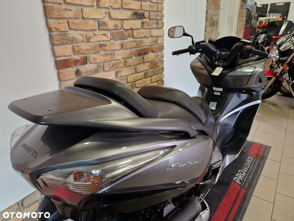 Honda Silver Wing - 18