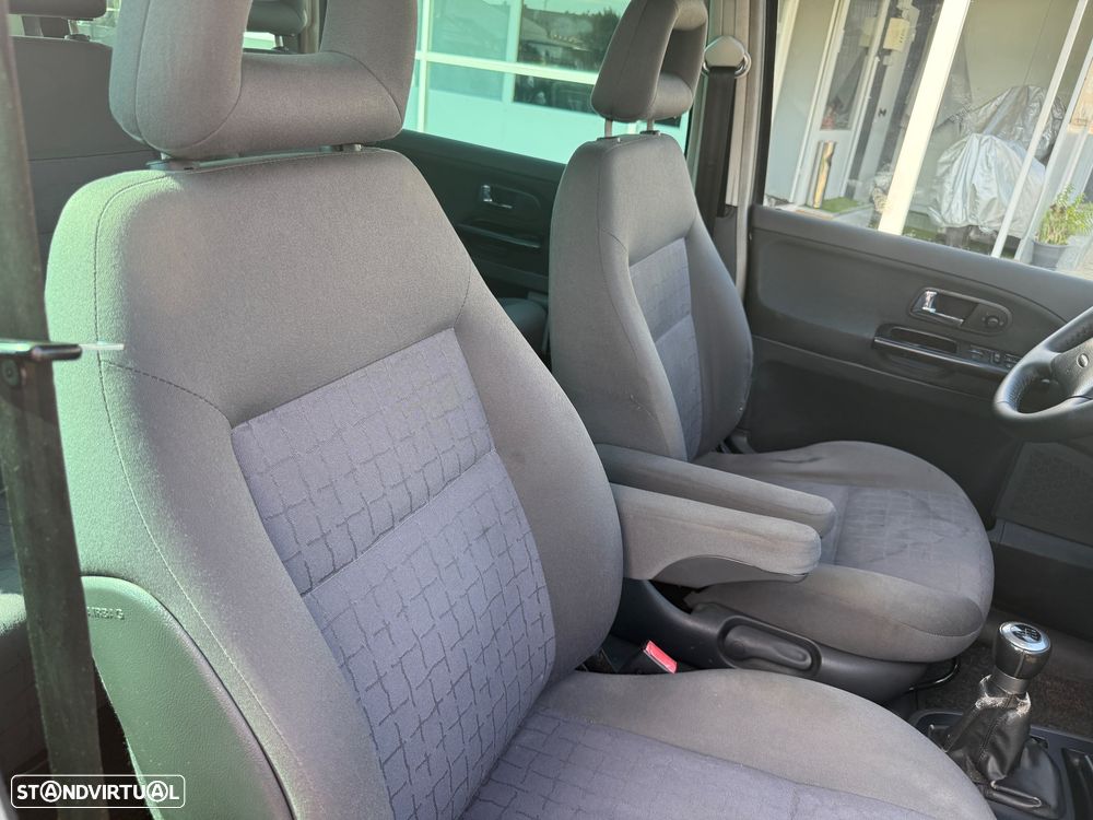 SEAT Alhambra 1.9 TDI Confort - 11