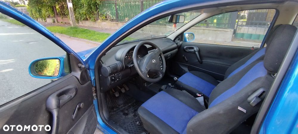 Opel Corsa - 7