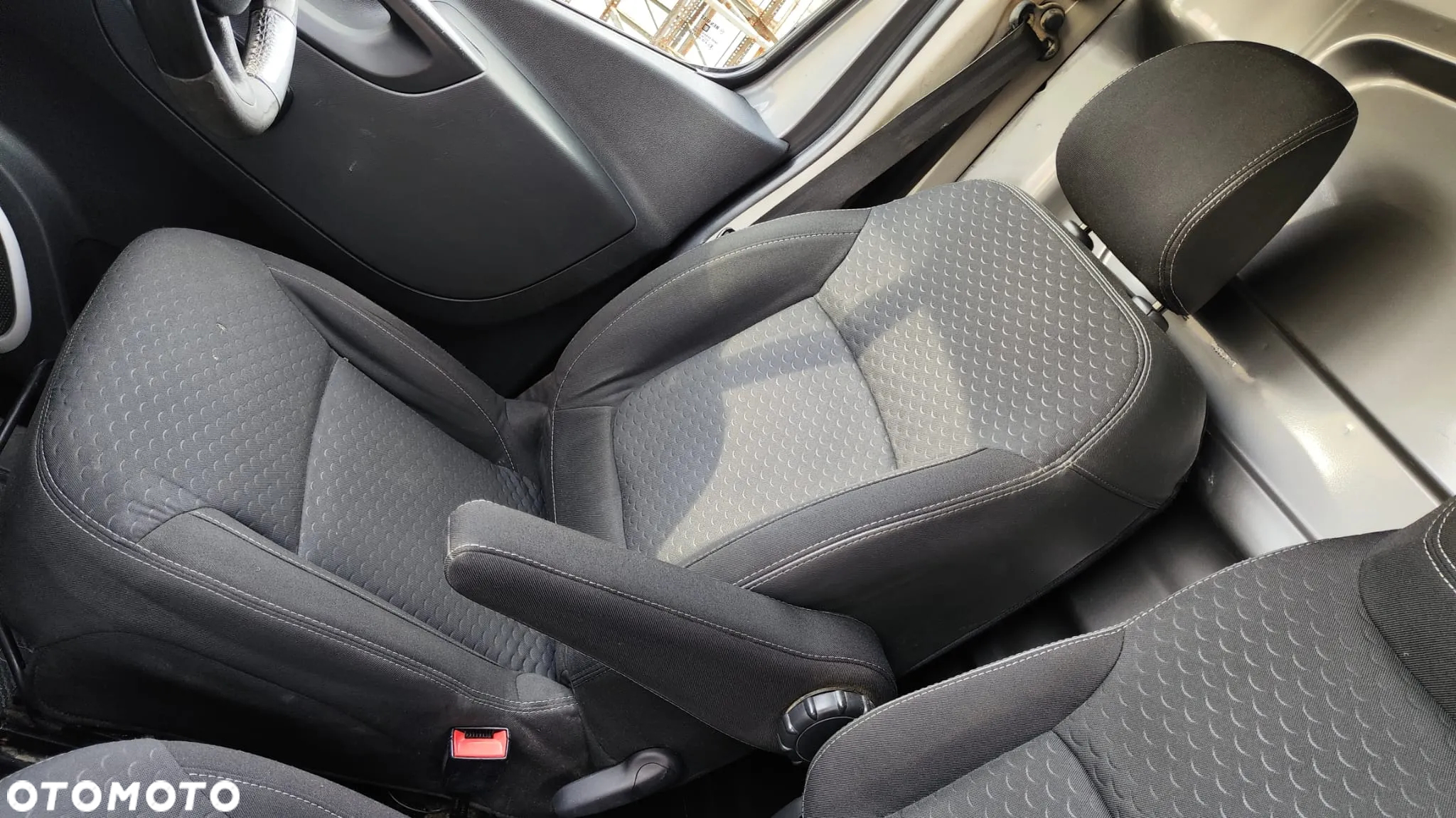 OPEL VIVARO II B RENAULT TRAFIC III BLASZAK 1.6 CDTI BITURBO KOLOR L192 CZĘŚCI - 9