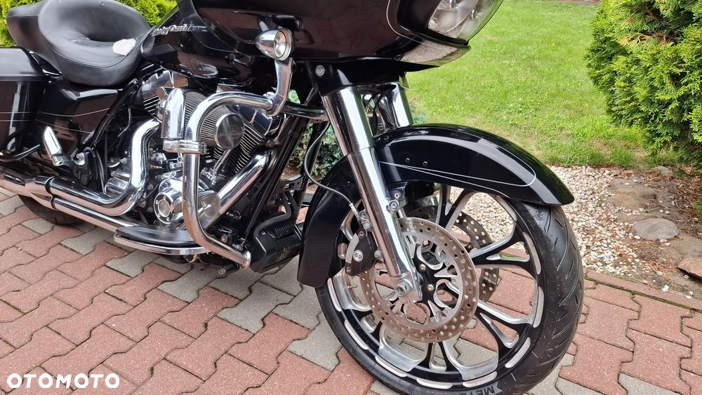 Harley-Davidson Touring Road Glide - 5