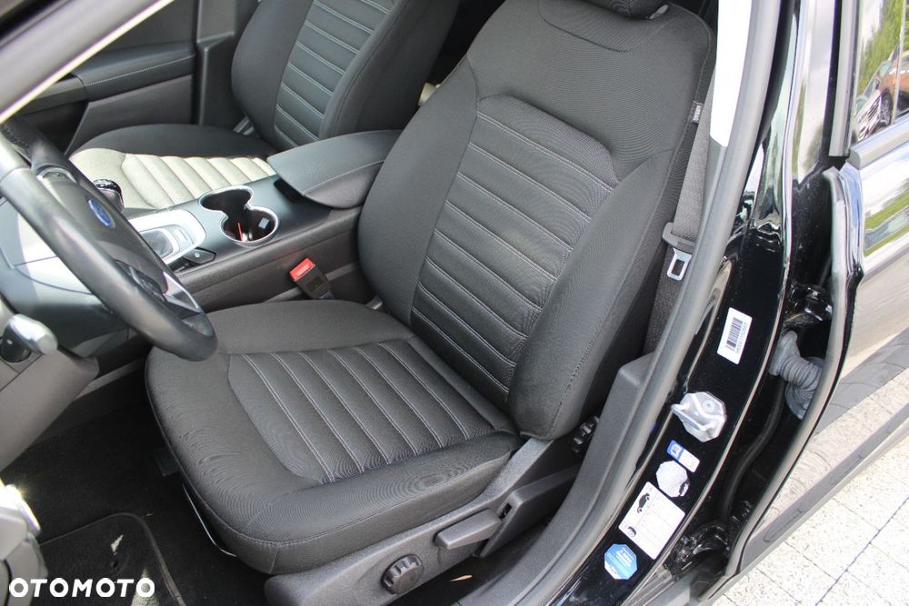 Ford Mondeo - 16