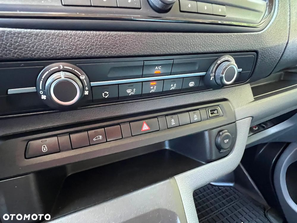Opel VIVARO 1.5HDi - 22