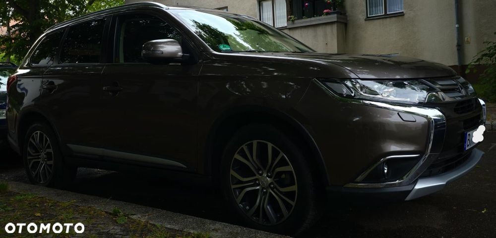 Mitsubishi Outlander 2.0 4WD CVT Edition+ - 4