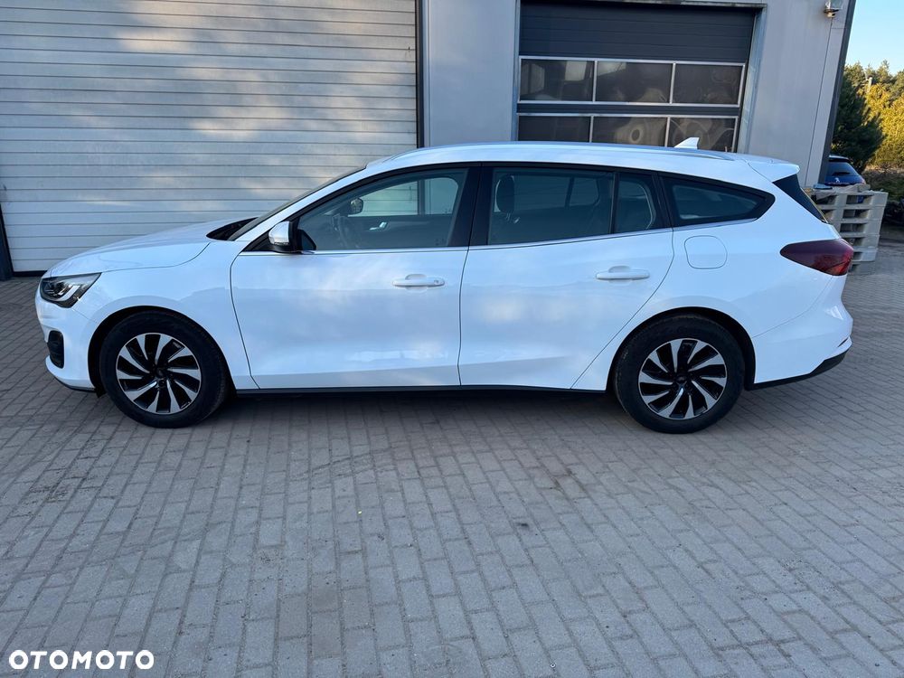 Ford Focus SW 1.5 EcoBlue S&S TITANIUM - 8