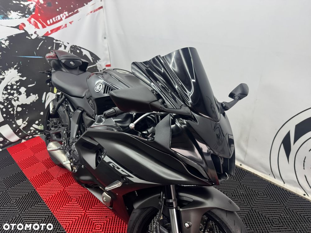 Yamaha R7 - 36