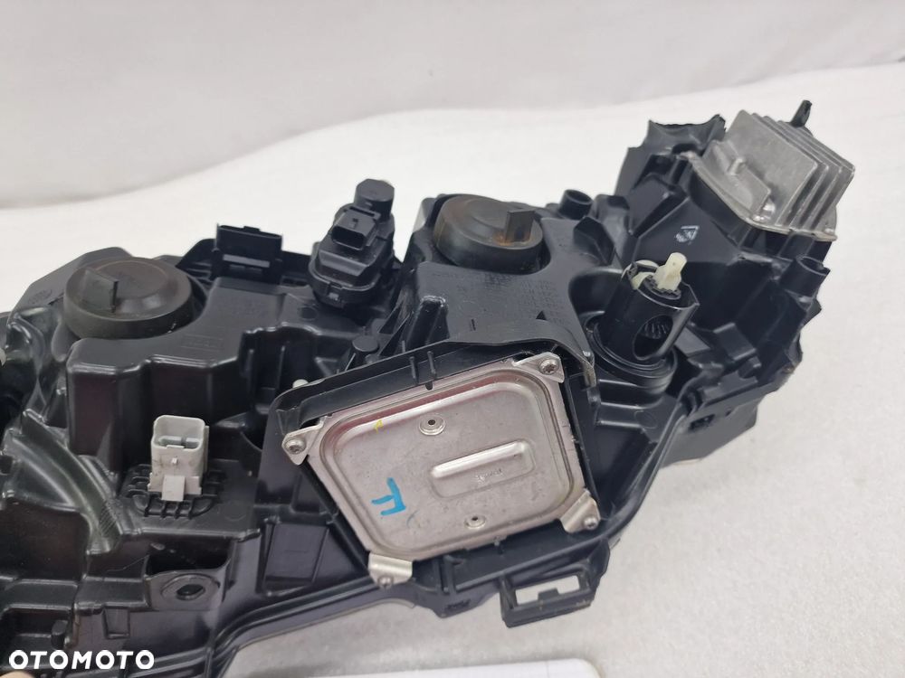 RENAULT KOLEOS II 17- PRAWA LAMPA PRZEDNIA PRZÓD FULL LED + PRZETWORNICE , NR 260108343R , NR AUKCJI LA415 - 19
