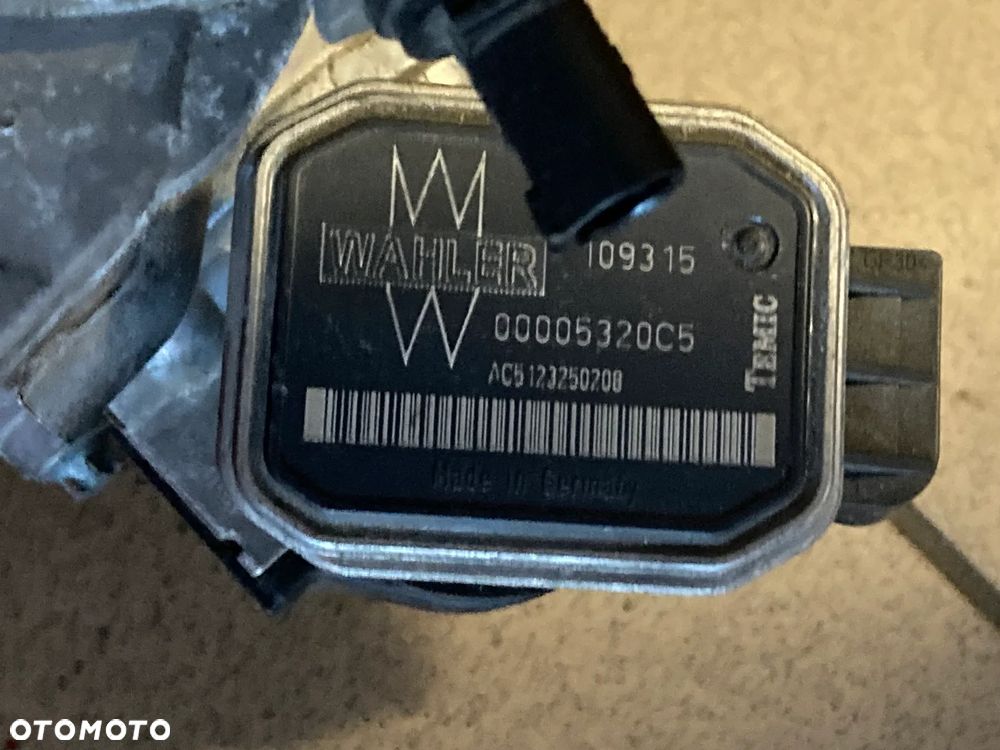 Zawór EGR A6401401860  00005320C5 - 5