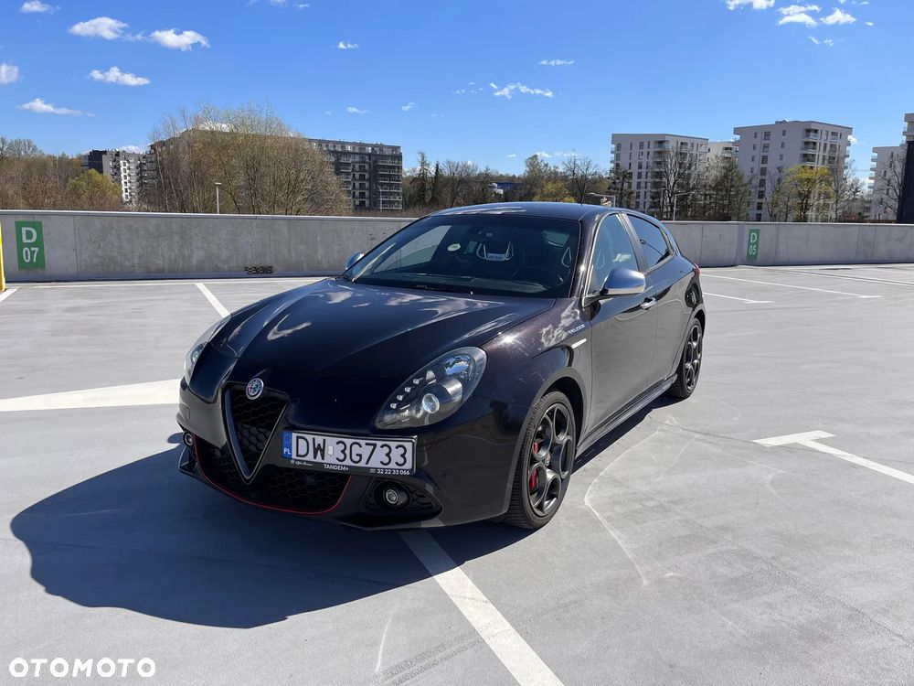 Alfa Romeo Giulietta 1750 TBi Veloce TCT - 1