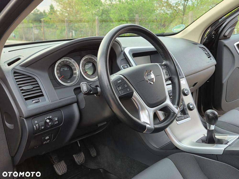 Volvo XC 60 D5 AWD Edition Pro - 32