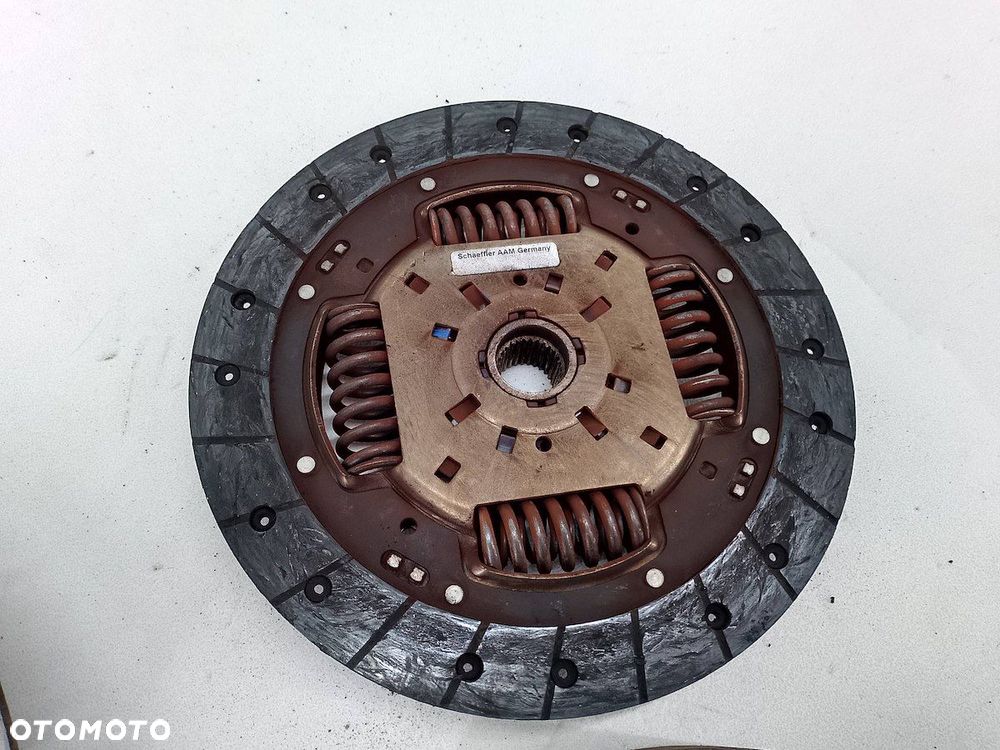 SPRZĘGŁO KOMPLETNE SKODA FABIA II 045105273D   701666 1.4 TDI - 5