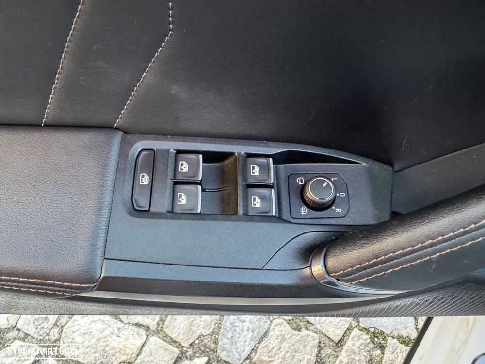 Cupra Formentor 1.4 e-Hybrid DSG - 44