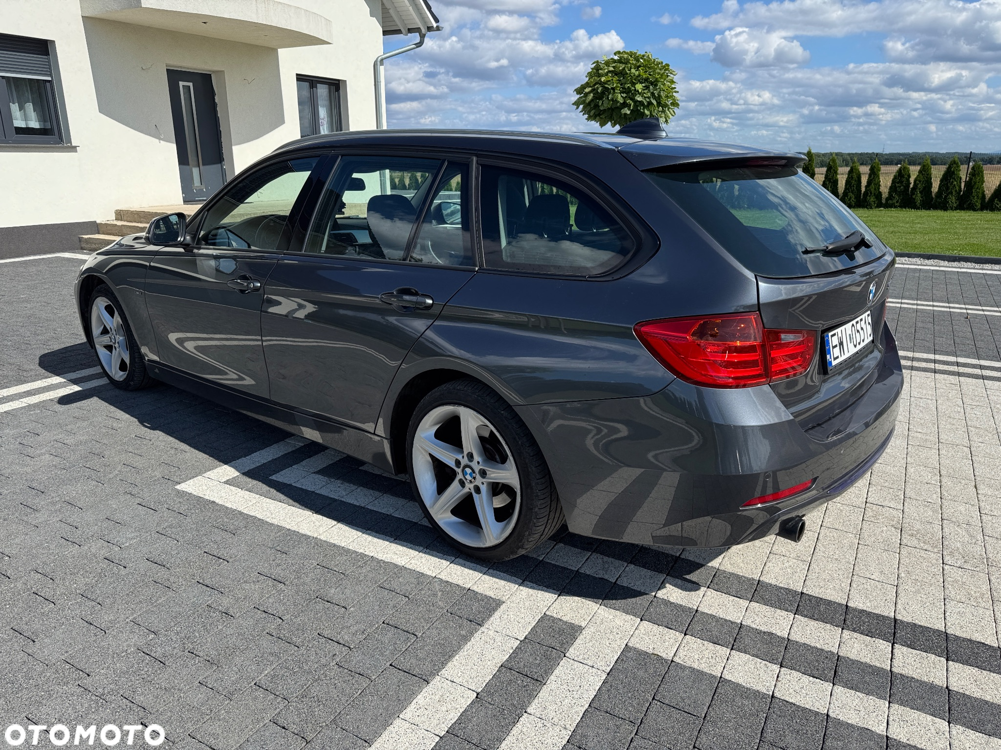 BMW Seria 3 318d Touring Sport Line - 12