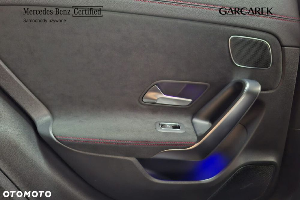 Mercedes-Benz CLA - 30