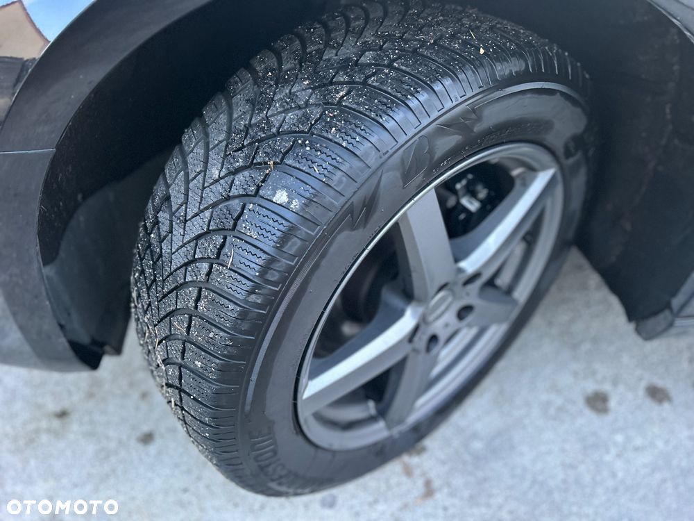 Audi A4 Allroad - 32