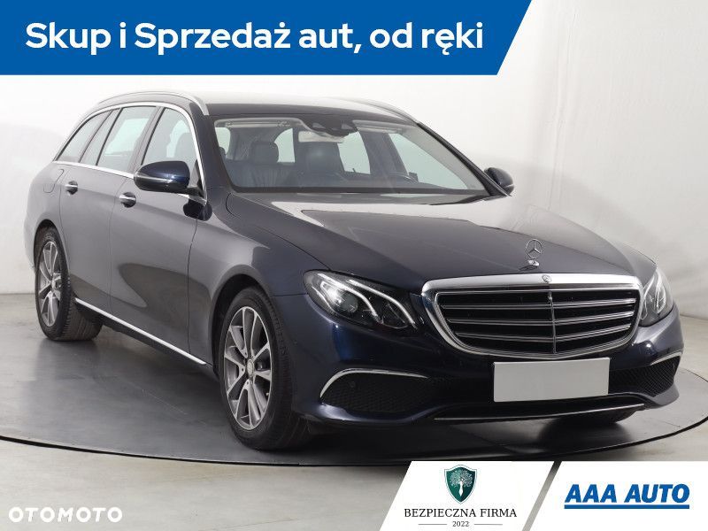 Mercedes-Benz Klasa E - 3