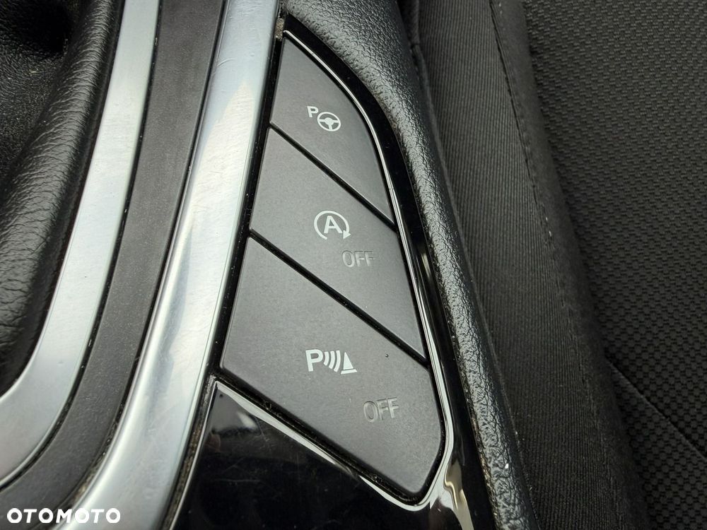 Ford S-Max 2.0 TDCi Bi-Turbo Titanium PowerShift - 26