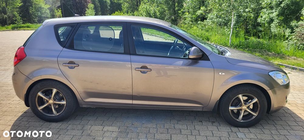 Kia Ceed 1.6 Crdi Comfort - 6