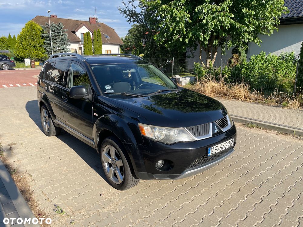 Mitsubishi Outlander 2.0 DID Instyle - 4